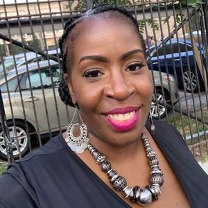 Meet your Posher, San